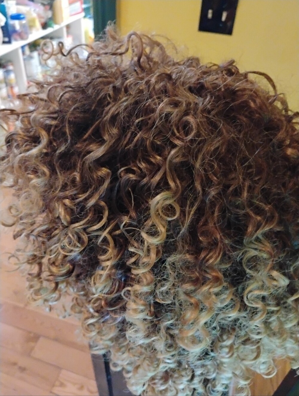 Woman Blonde Curly Hair Wig